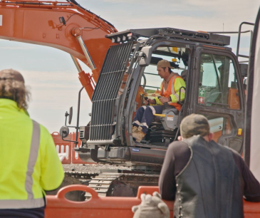 Thomas Perston digger canva